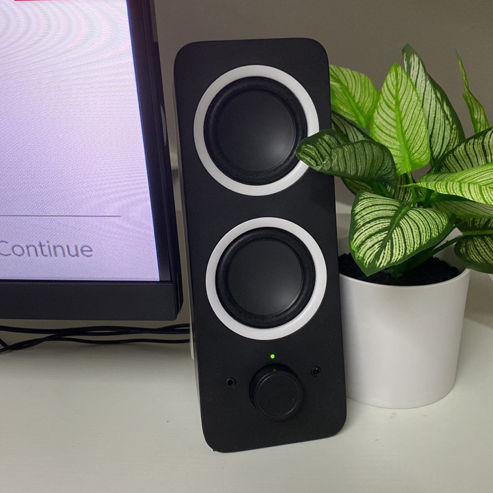 Logitech Midnight Black Z200 Multimedia Speakers